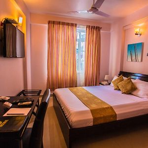 Deluxe Double or Twin Room City View